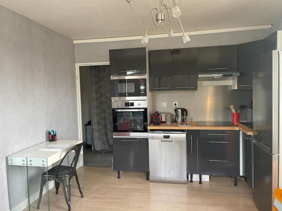 Appartement Lumineux Reims Exterior foto